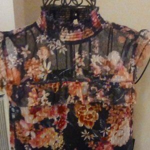 Women's Flowered Top